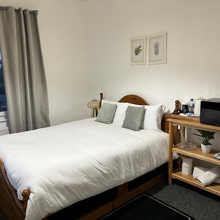 Precise Homes Ltd Wolverhampton Dış mekan fotoğraf