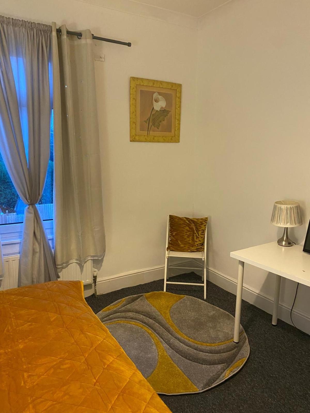 Precise Homes Ltd Wolverhampton Dış mekan fotoğraf