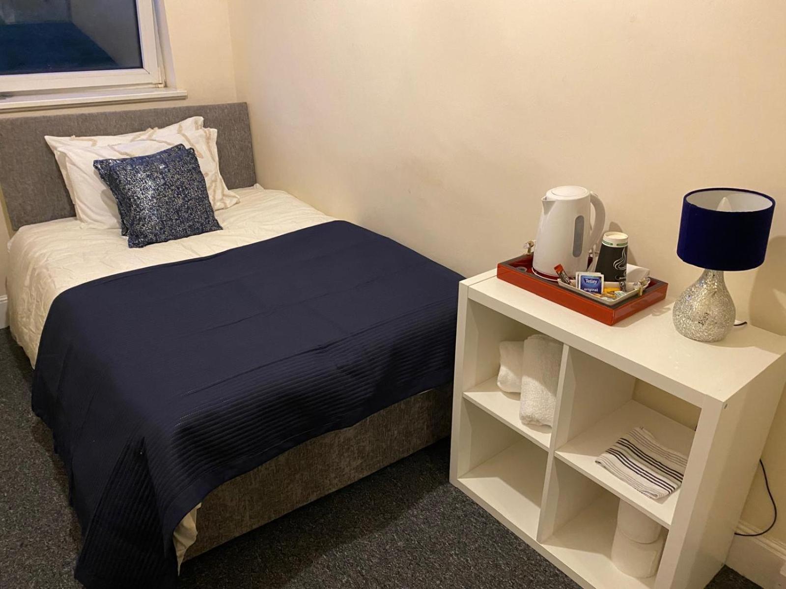 Precise Homes Ltd Wolverhampton Dış mekan fotoğraf