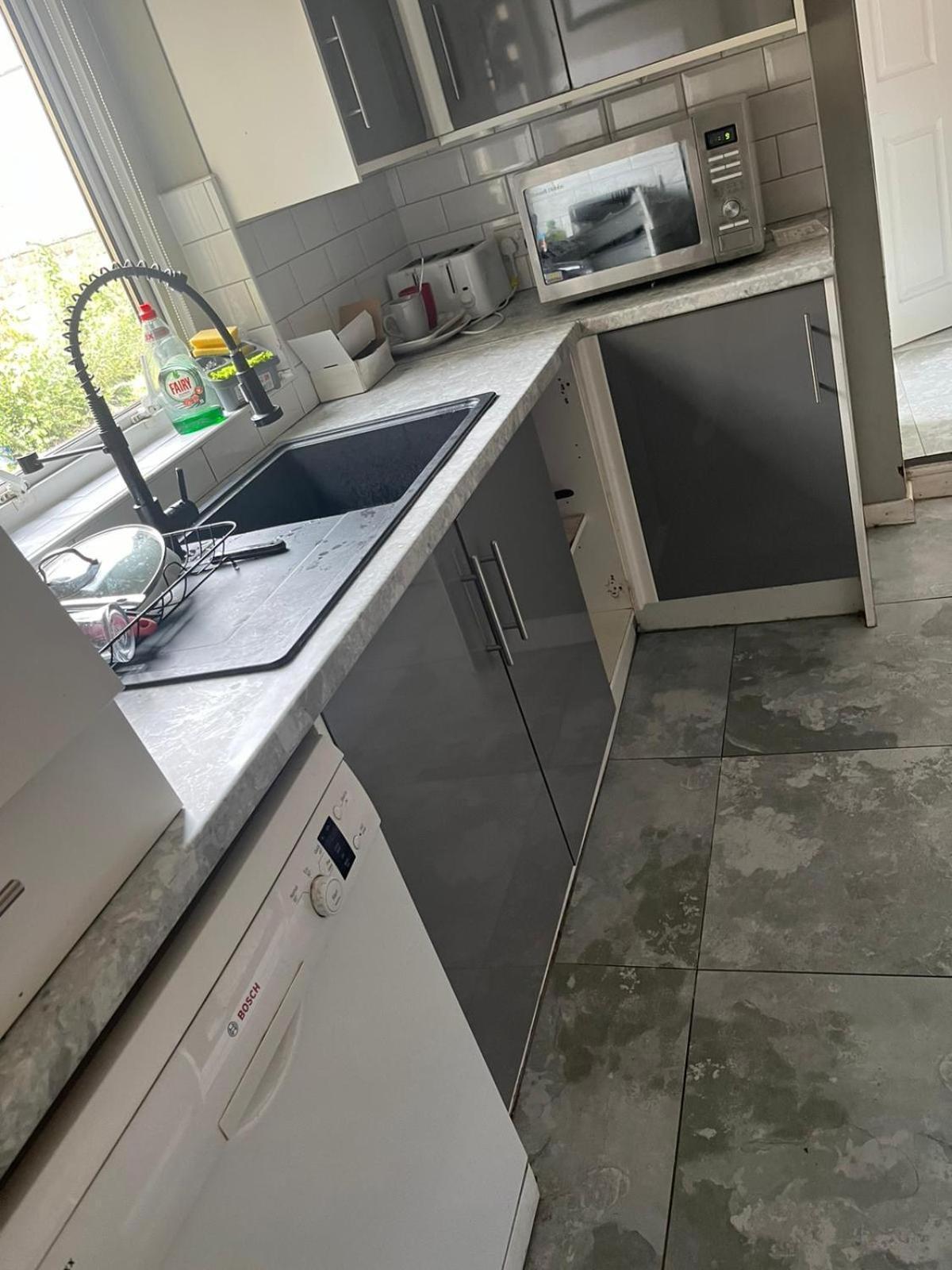 Precise Homes Ltd Wolverhampton Dış mekan fotoğraf