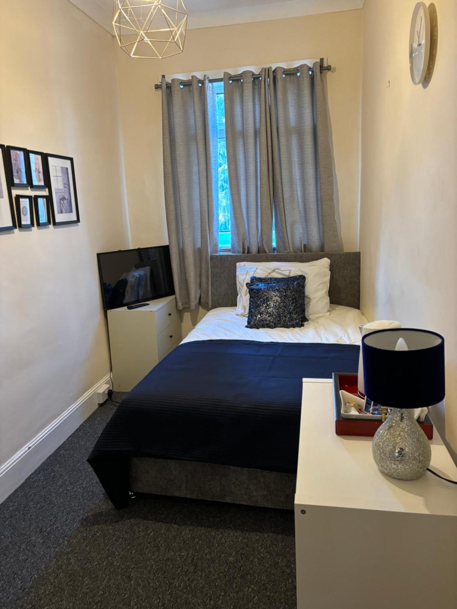Precise Homes Ltd Wolverhampton Dış mekan fotoğraf